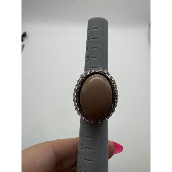 Unbranded Jewelry - Vtg Silver Tone Taupe‎ Oval Cabochon Rhinestone Halo Statement Ring 6.25